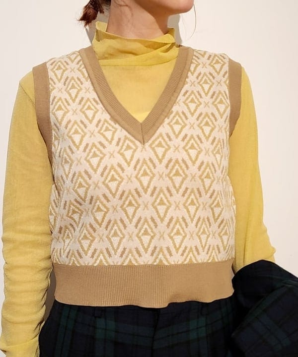 saori KATOさんの「BEAMS WOMEN｜BEAMS BOY / ポリエステル ウール 3ボタン ブレザー」を使ったコーディネート