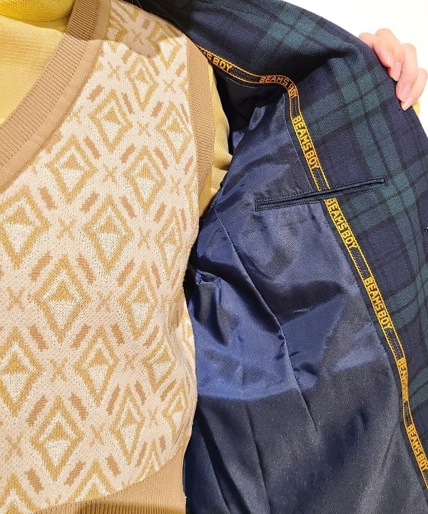 saori KATOさんの「BEAMS WOMEN｜BEAMS BOY / ポリエステル ウール 3ボタン ブレザー」を使ったコーディネート