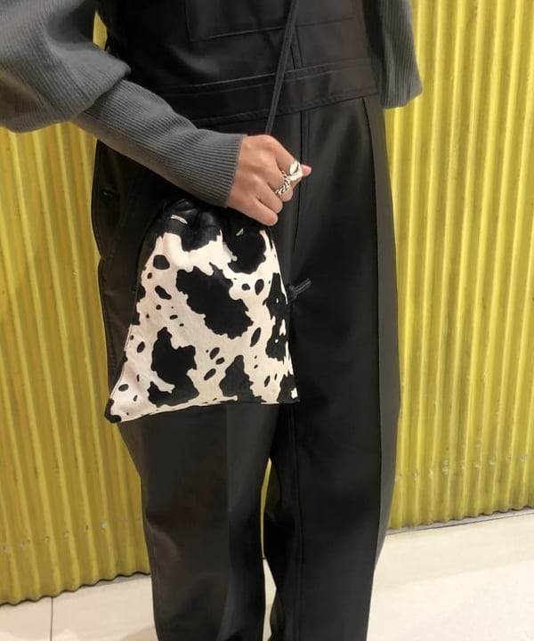 カワグチ シオリさんの「BEAMS WOMEN｜」を使ったコーディネート