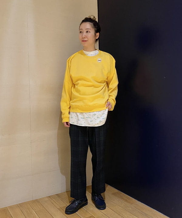 にしだてさんの「BEAMS WOMEN｜BEAMS BOY / ポリエステル ウール シンチ バック スラックス」を使ったコーディネート