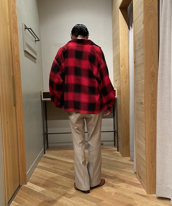 石倉 匠さんの「BEAMS WOMEN｜Good Morning Tapes / Sun Logo Tシャツ」を使ったコーディネート