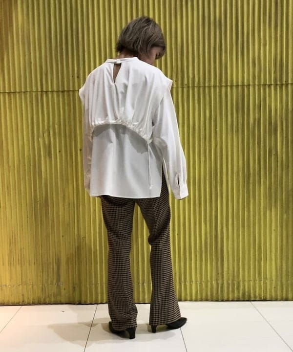 カワグチ シオリさんの「BEAMS WOMEN｜」を使ったコーディネート