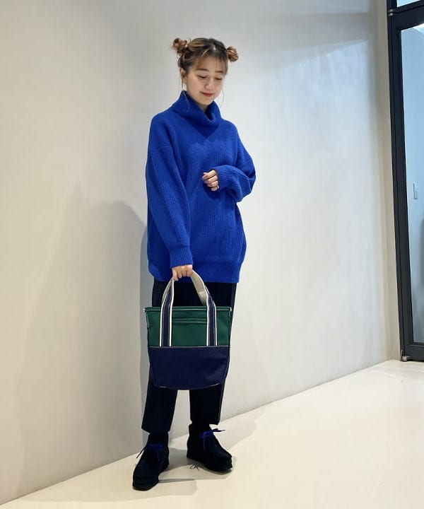 ハルカワエさんの「BEAMS WOMEN｜BEAMS BOY / ポリエステル ウール シンチ バック スラックス」を使ったコーディネート