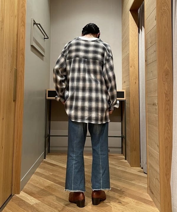 石倉 匠さんの「BEAMS WOMEN｜」を使ったコーディネート