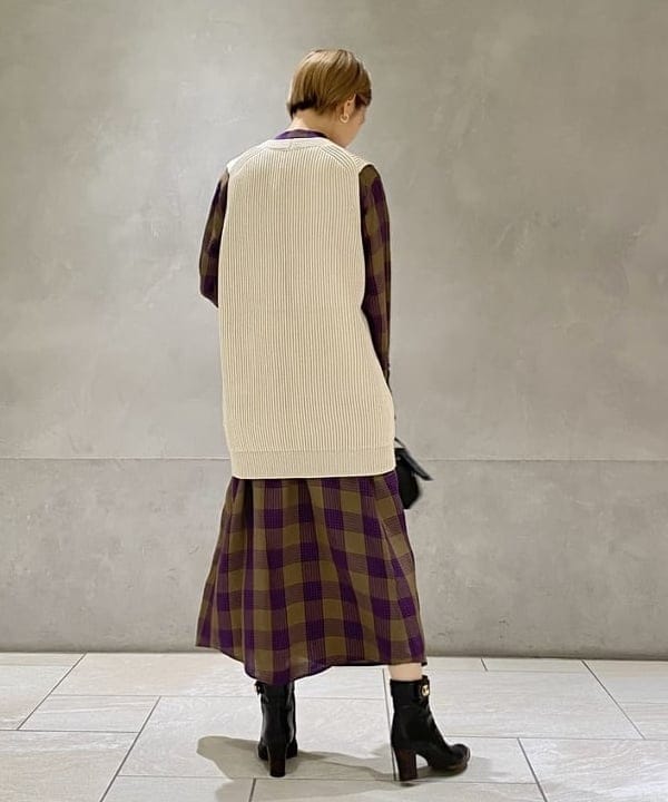 丸山 真菜美さんの「BEAMS WOMEN｜」を使ったコーディネート