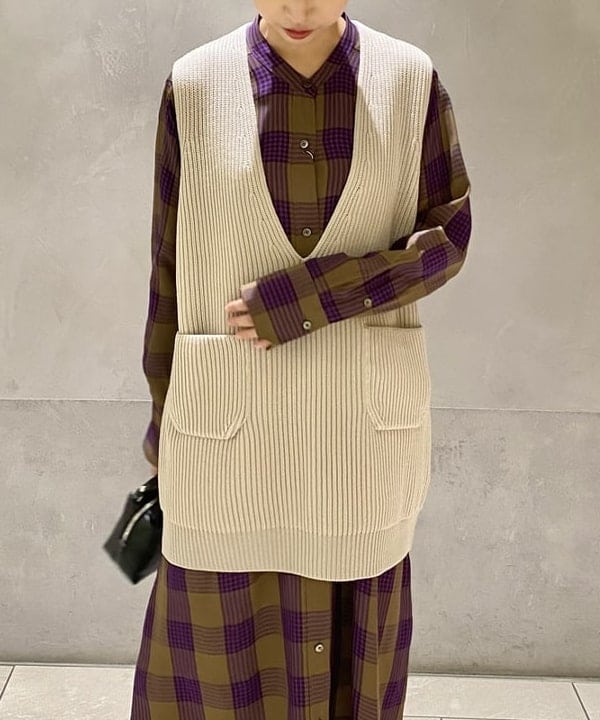 丸山 真菜美さんの「BEAMS WOMEN｜」を使ったコーディネート