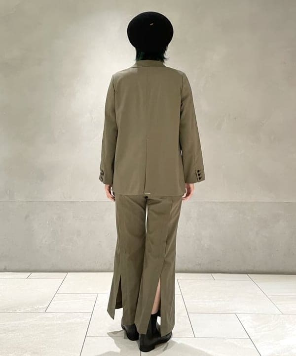 シマダリツコさんの「BEAMS WOMEN｜」を使ったコーディネート