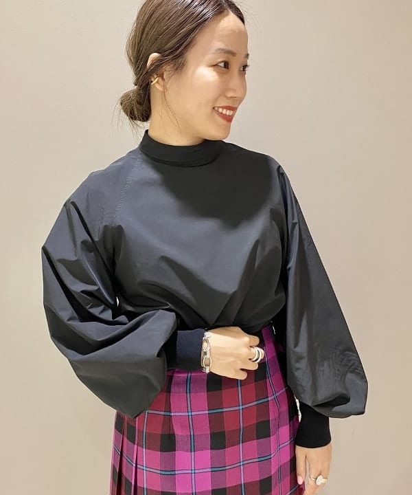 横川 真理奈さんの「BEAMS WOMEN｜」を使ったコーディネート