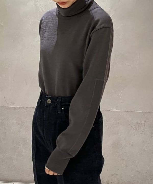 丸山 真菜美さんの「BEAMS WOMEN｜」を使ったコーディネート