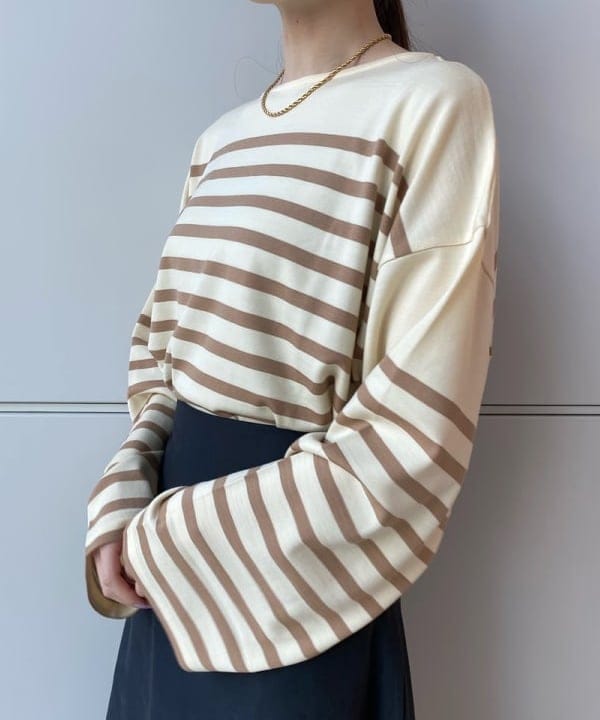 asamiさんの「BEAMS WOMEN｜AUBERGE / ウール BIG CHARLOTTE ボーダーカットソー」を使ったコーディネート