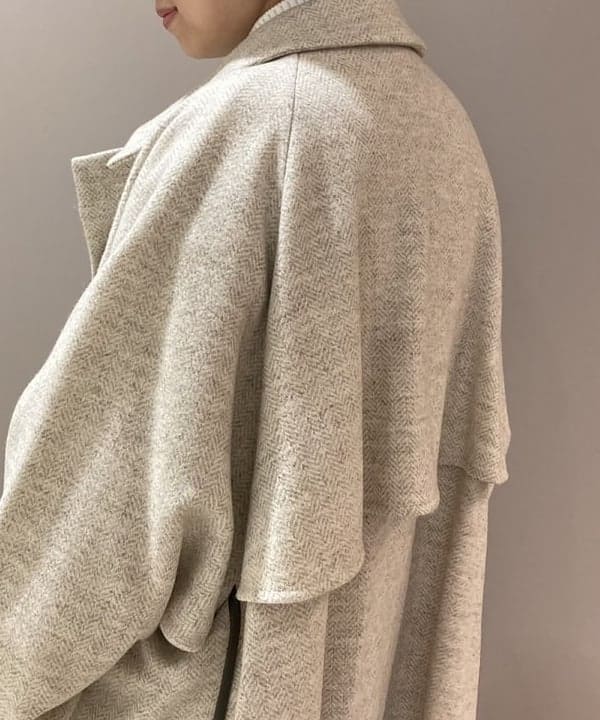 塚越 有紀さんの「BEAMS WOMEN｜Demi-Luxe BEAMS / コットン混 パフスリーブニット」を使ったコーディネート