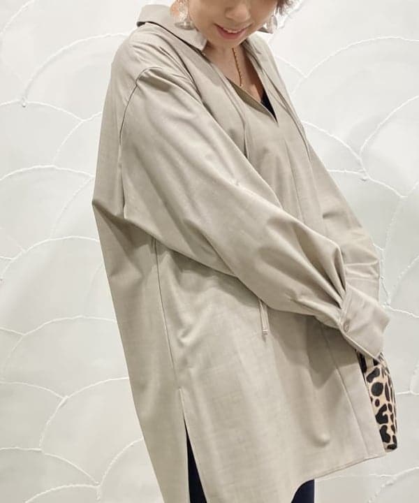 塚越 有紀さんの「BEAMS WOMEN｜Demi-Luxe BEAMS / スキッパー プルオーバーシャツ」を使ったコーディネート