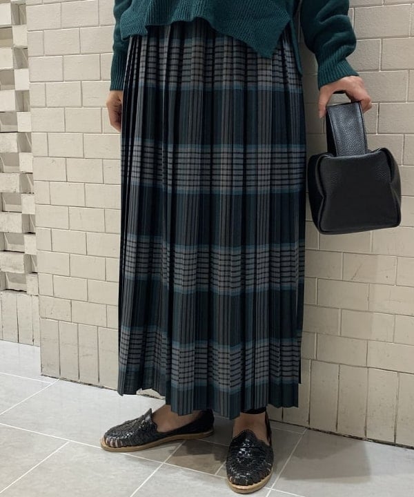 内山 瑛美さんの「BEAMS WOMEN｜」を使ったコーディネート