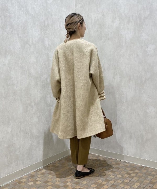 AOYAGIさんの「BEAMS WOMEN｜AUBERGE / ウール BIG CHARLOTTE ボーダーカットソー」を使ったコーディネート