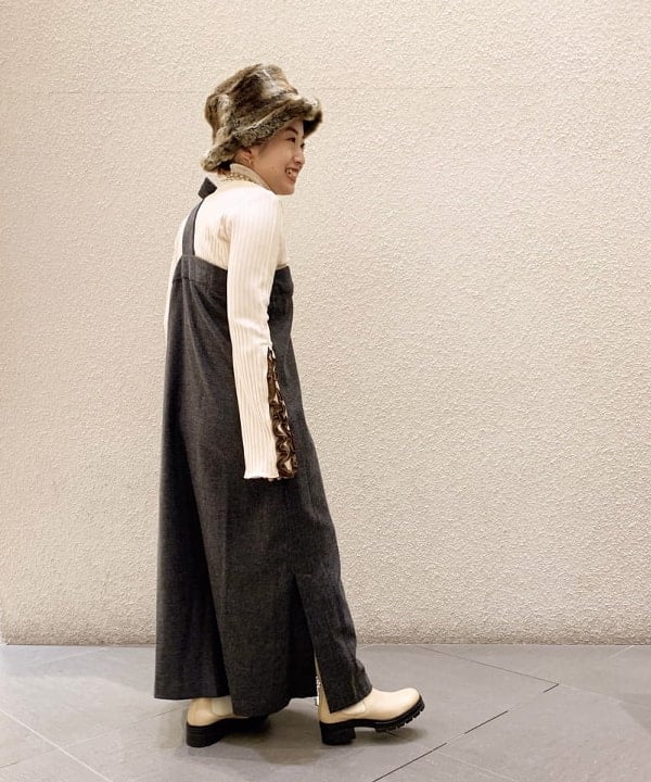 吉田　真実さんの「BEAMS WOMEN｜」を使ったコーディネート