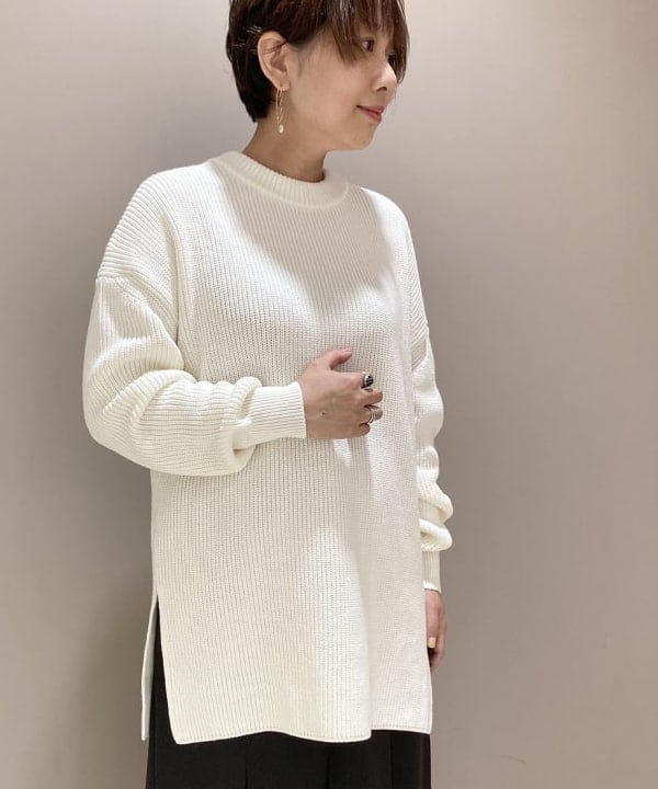 塚越 有紀さんの「BEAMS WOMEN｜Demi-Luxe BEAMS / コットン混 畦編み チュニック」を使ったコーディネート