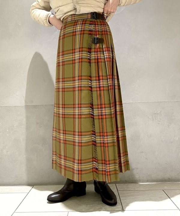 タキグチ アカネさんの「BEAMS WOMEN｜DANTON / CREWNECK INNER DOWN JACKET」を使ったコーディネート