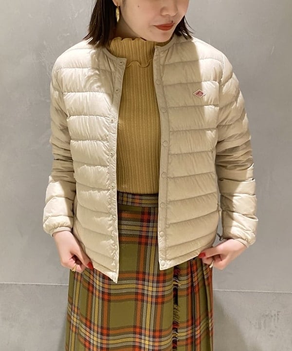 タキグチ アカネさんの「BEAMS WOMEN｜DANTON / CREWNECK INNER DOWN JACKET」を使ったコーディネート
