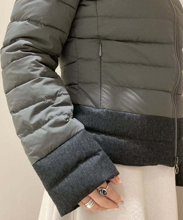 塚越 有紀さんの「BEAMS WOMEN｜TATRAS / VARENA ナイロン ショートダウンコート」を使ったコーディネート