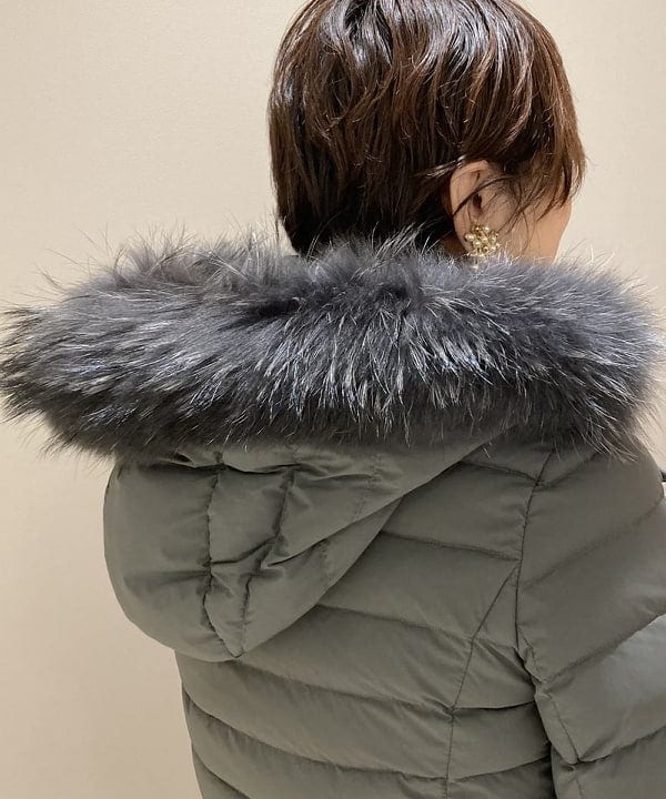 塚越 有紀さんの「BEAMS WOMEN｜TATRAS / VARENA ナイロン ショートダウンコート」を使ったコーディネート