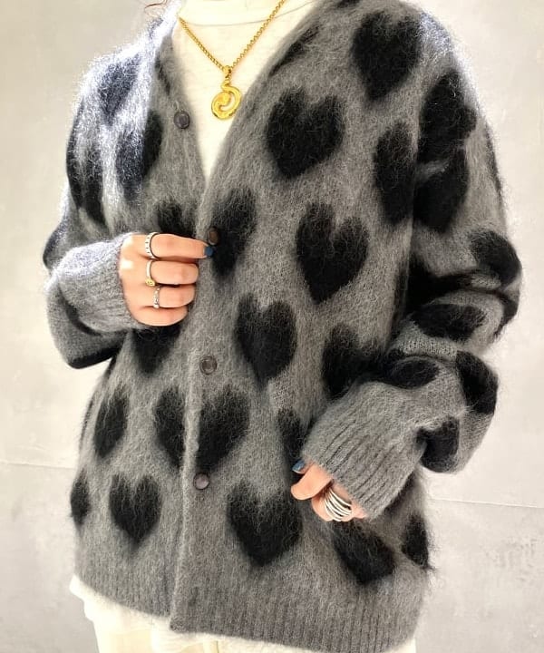 カスタニ モモノさんの「BEAMS WOMEN｜WAREHOUSE & CO. / 別注 ステンシル13 Tシャツ」を使ったコーディネート