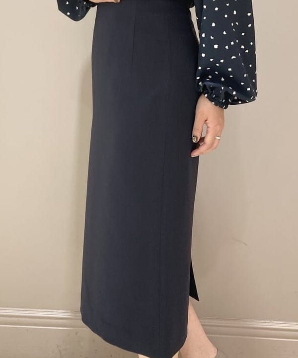 塚越 有紀さんの「BEAMS WOMEN｜Demi-Luxe BEAMS / パールイヤリング」を使ったコーディネート