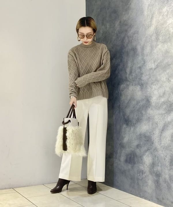 丸山 真菜美さんの「BEAMS WOMEN｜」を使ったコーディネート