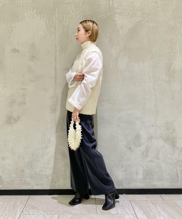 丸山 真菜美さんの「BEAMS WOMEN｜」を使ったコーディネート