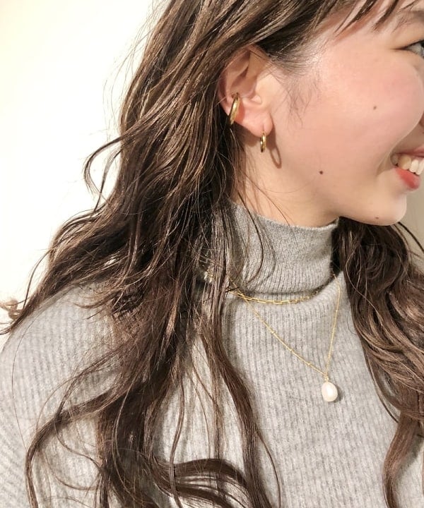 佐藤 美樹さんの「BEAMS WOMEN｜MARIHA / 月の夢 スタッドチェーン ネックレス 47cm」を使ったコーディネート