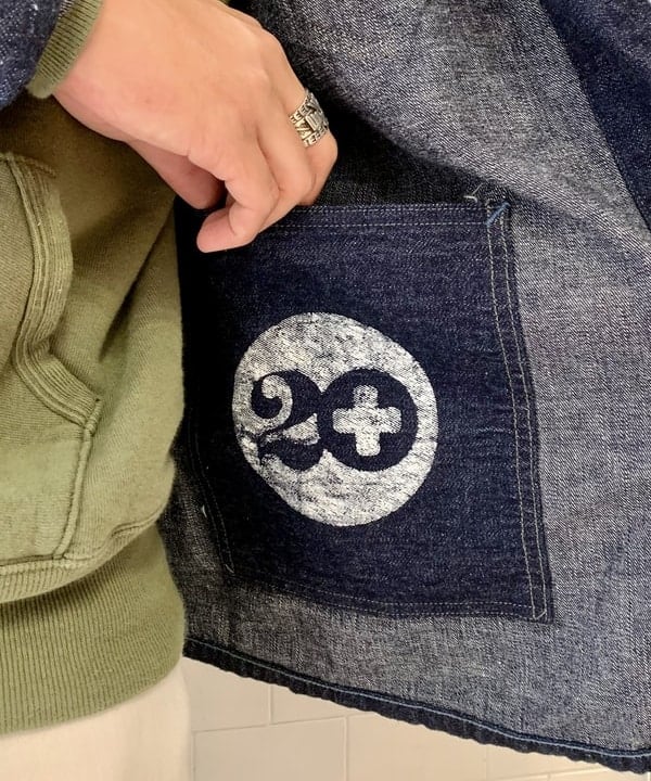 戸次 裕星さんの「BEAMS WOMEN｜POST OVERALLS &times; WAREHOUSE & CO. &times; BEAMS PLUS / 別注 Coverall Denim」を使ったコーディネート