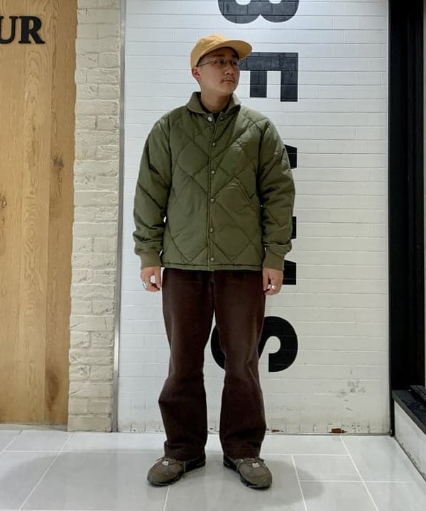 戸次 裕星さんの「BEAMS WOMEN｜BEAMS PLUS / 9ゲージ ニット ポロ」を使ったコーディネート