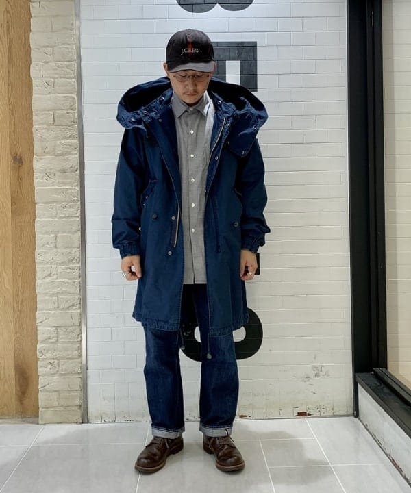 戸次 裕星さんの「BEAMS WOMEN｜REMI RELIEF &times; BEAMS PLUS / 別注 M65 Parka Indigo」を使ったコーディネート