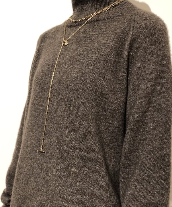 IWASAさんの「BEAMS WOMEN｜PHILIPPE AUDIBERT × Demi-Luxe BEAMS / 別注 Millie ネックレス ゴールド」を使ったコーディネート