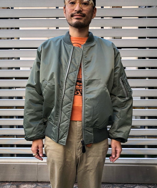 Tsutomu Nagafujiさんの「BEAMS WOMEN｜リラックスフィット THERMOLITE(R) MA-1 （撥水）」を使ったコーディネート