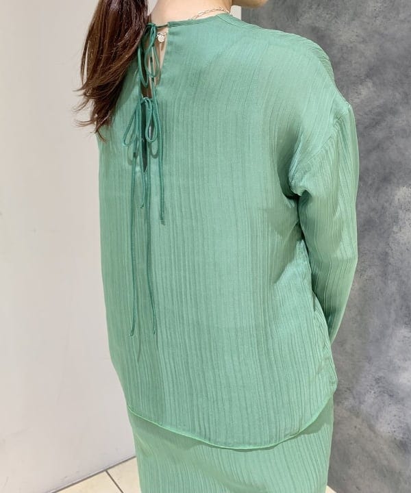 大川 美咲さんの「BEAMS WOMEN｜PHILIPPE AUDIBERT × Demi-Luxe BEAMS / 別注 Millie ネックレス シルバー」を使ったコーディネート