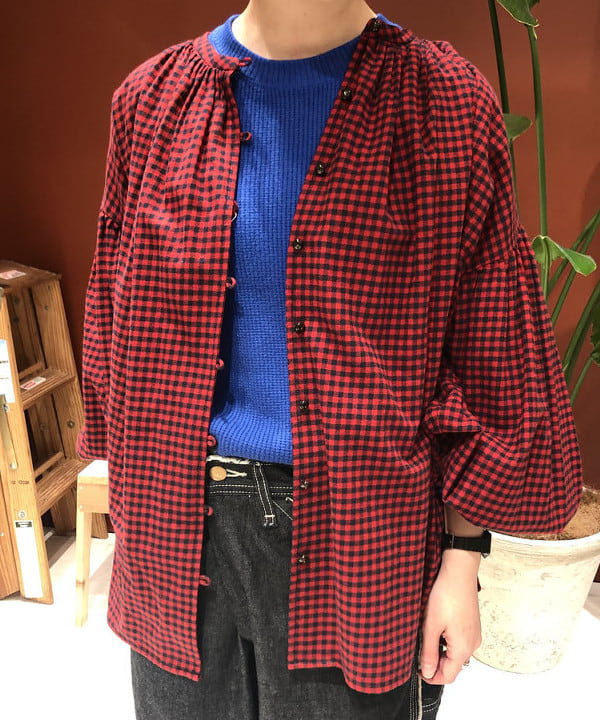 イシイ サオリさんの「BEAMS WOMEN｜L.L.Bean / Deep Bottom Deluxe Boat and Tote S」を使ったコーディネート