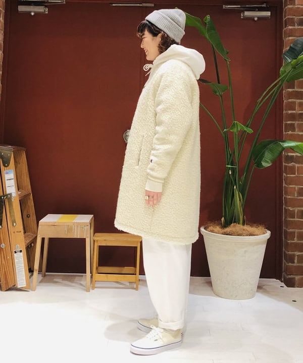 エノモト アミさんの「BEAMS WOMEN｜ワイド テーパード デニム」を使ったコーディネート