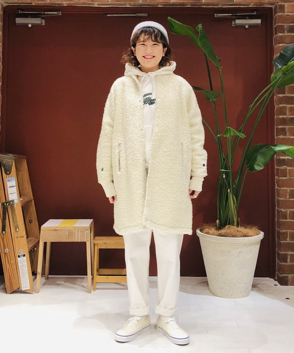 エノモト アミさんの「BEAMS WOMEN｜ワイド テーパード デニム」を使ったコーディネート