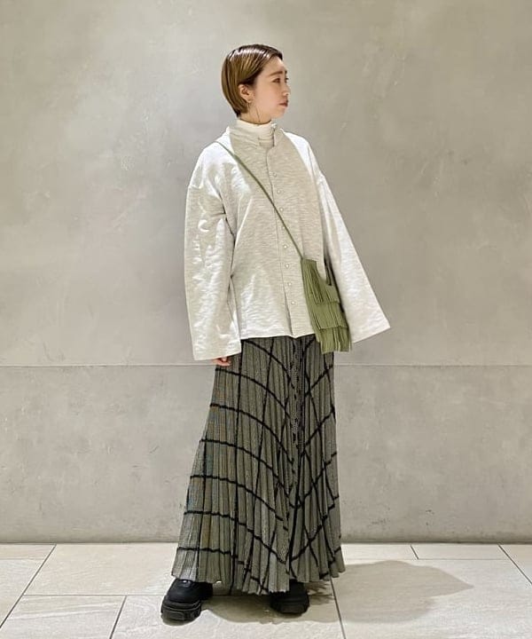丸山 真菜美さんの「BEAMS WOMEN｜」を使ったコーディネート
