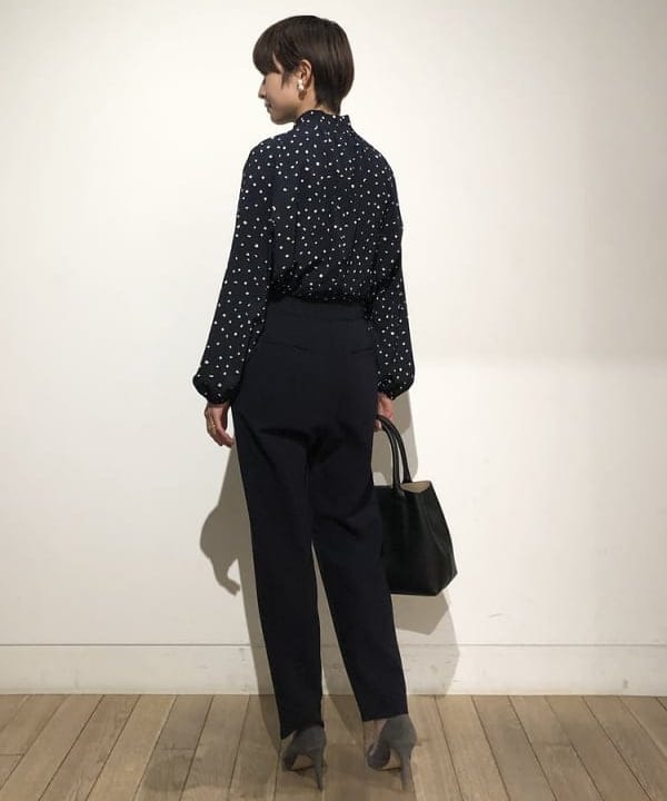 IWASAさんの「BEAMS WOMEN｜トリアセ 1タック パンツ＊」を使ったコーディネート