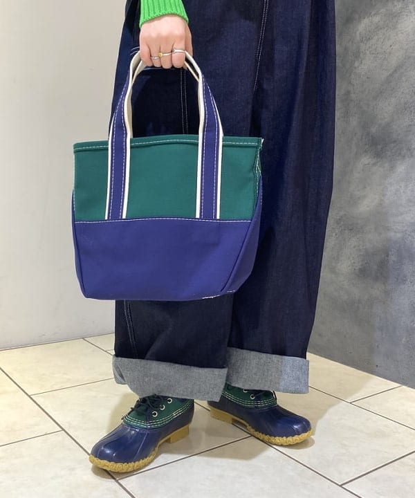 カスタニ モモノさんの「BEAMS WOMEN｜L.L.Bean × BEAMS PLUS & BEAMS BOY / Deluxe Canvas Gum Shoes」を使ったコーディネート