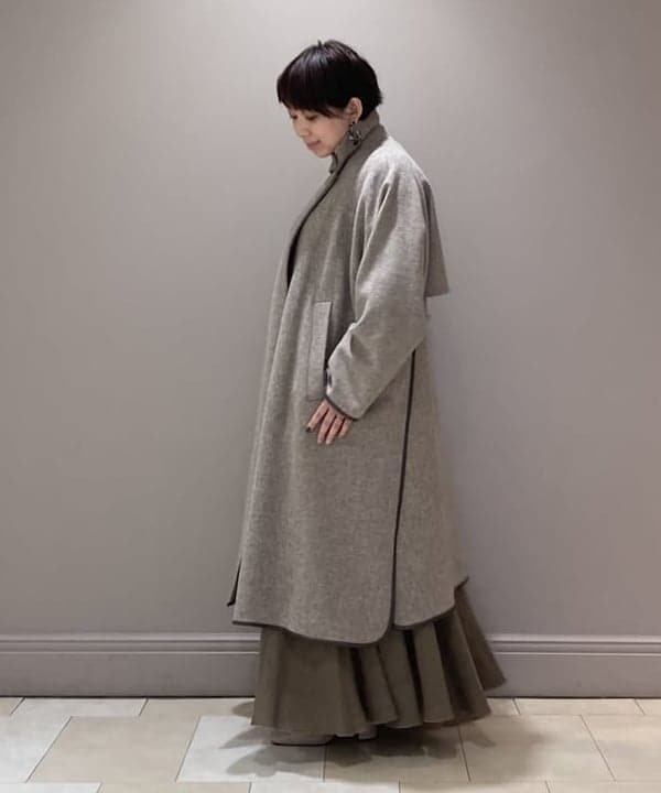 塚越 有紀さんの「BEAMS WOMEN｜Demi-Luxe BEAMS / ハンドニット プルオーバー」を使ったコーディネート