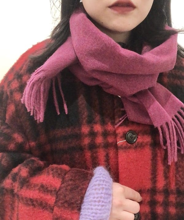 乙藤 侑里さんの「BEAMS WOMEN｜L.L.Bean / Deep Bottom Deluxe Boat and Tote S」を使ったコーディネート