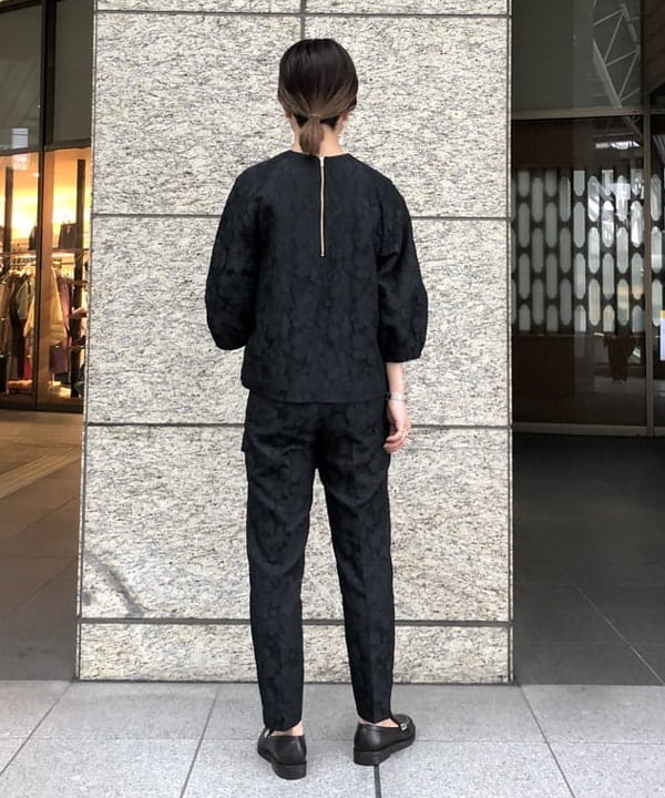 蒲原 捺美さんの「BEAMS WOMEN｜トリアセ カラーレスジャケット＊」を使ったコーディネート