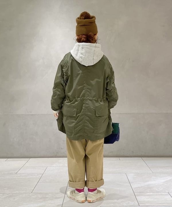 原口 愛さんの「BEAMS WOMEN｜L.L.Bean &times; BEAMS PLUS ＆ BEAMS BOY / Deep Bottom Deluxe Boat and Tote Mini」を使ったコーディネート