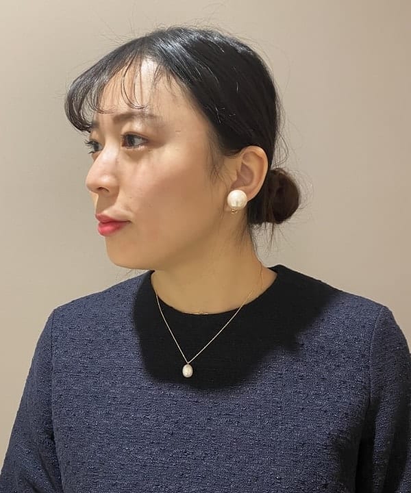 こてさんの「BEAMS WOMEN｜Demi-Luxe BEAMS / パール イヤリング」を使ったコーディネート