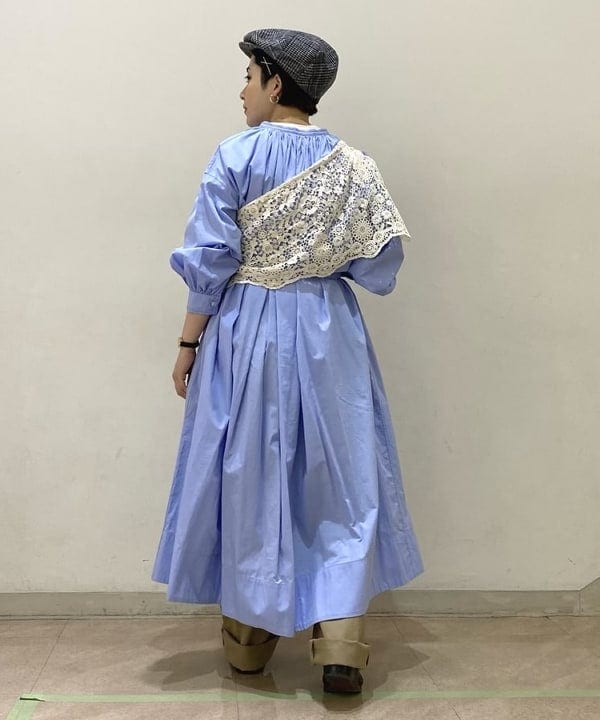 吉野 多恵さんの「BEAMS WOMEN｜【別注】BUZZ RICKSON'S / チノパンツ」を使ったコーディネート