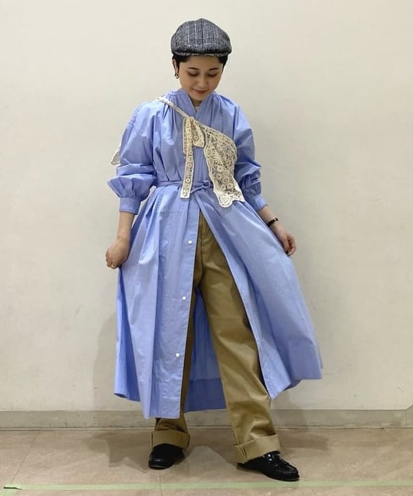 吉野 多恵さんの「BEAMS WOMEN｜【別注】BUZZ RICKSON'S / チノパンツ」を使ったコーディネート