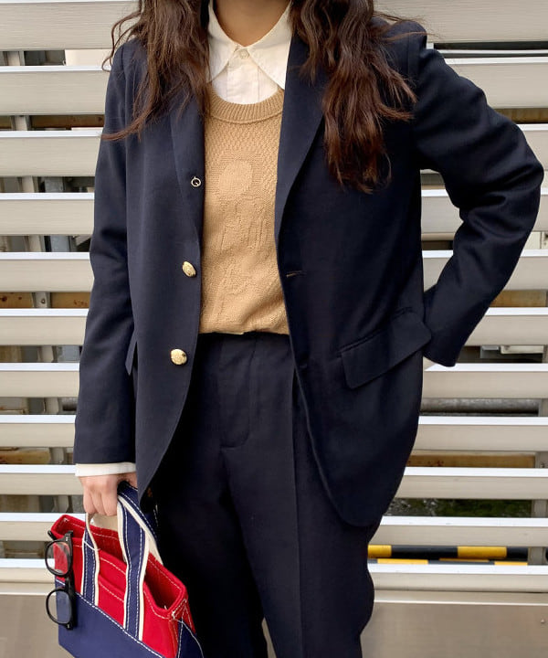 ナツハさんの「BEAMS WOMEN｜BEAMS BOY / ポリエステル ウール シンチ バック スラックス」を使ったコーディネート