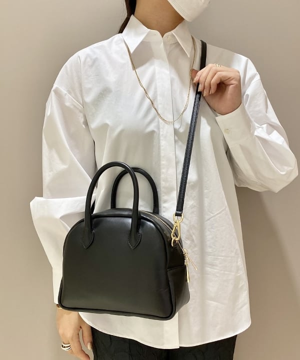 横川 真理奈さんの「BEAMS WOMEN｜」を使ったコーディネート